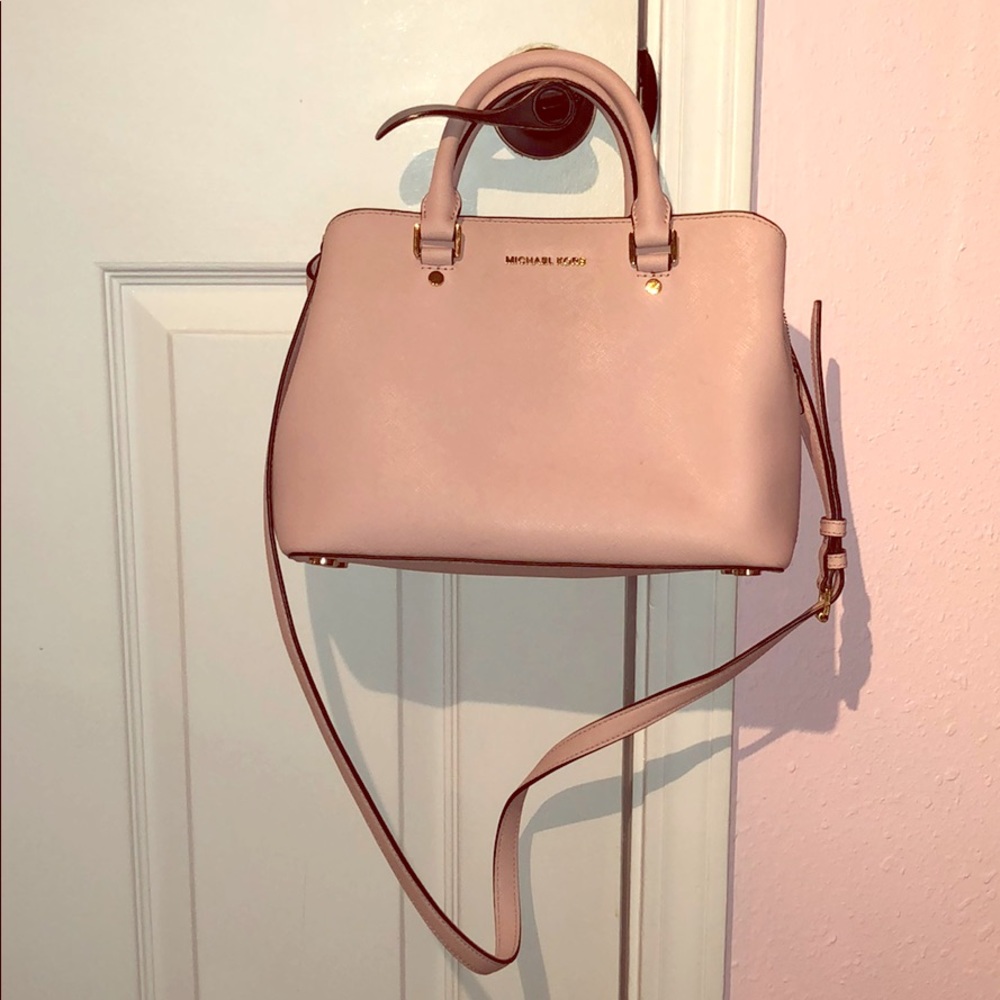 Used Michael Kors satchel good condition